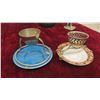 Image 7 : China Serving Dishes , Vintage Egg Cups & More
