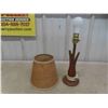 Image 2 : Table Lamp with Wood Base 18'' High