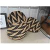 Image 2 : 3 Wicker Baskets, 1914 Indian Hendee Special Framed Picture 