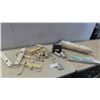 Image 1 : Power Bars, Fluorescent Light Fixture with Plug 24'', Plant & Aquarium