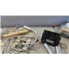 Image 5 : Power Bars, Fluorescent Light Fixture with Plug 24'', Plant & Aquarium