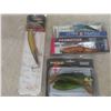 Image 4 : 14 Assorted Fishing Lures , Fishing Line