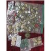 Image 4 : Bag of Vintage Buttons 
