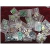 Image 8 : Bag of Vintage Buttons 