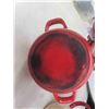 Image 2 : 7 Vintage Enamelware Pots