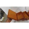 Image 4 : Vintage Wood Expanding Sewing Kit 12'' Tall x 15'' Wide x 7 1/2'' Deep - 