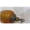 Image 5 : Vintage Mid Century Hanging Swag Lamp Brass with Amber Glass Shade - Shade 