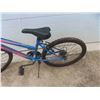 Image 3 : Movelo 23'' Bike with Kick Stand