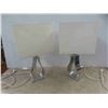 Image 3 : 2 Bedside Lamps with Shades 17'' High