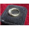 Image 3 : 10kt Gold and Diamond Ladies Ring Size 6 Total Weight 2.7 Grams