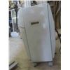 Image 4 : Delonghi Portable Air Conditioner 7700BTU