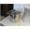 Image 2 : Stainless Steel Pots, Strainer & Roaster