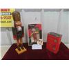 Image 1 : Nutcracker 15 1/2'' Tall , Vintage Wooden Pinocchio with Original Box, Vintage
