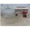 Image 2 : Pedestal Cake Dish with Lid, Servingware, Vases & More