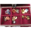 Image 8 : Fashion Jewelry: Watches, Beads, Pins, Brooches, Necklaces, Cuff Links, 