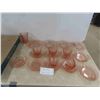 Image 1 : 19 Pieces of Depression-Style Glass