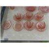 Image 4 : 19 Pieces of Depression-Style Glass