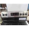 Image 2 : Kenmore Stainless Range