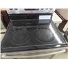 Image 7 : Kenmore Stainless Range