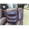 Image 3 : Leather/Leather-Style Theatre Chairs