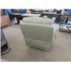 Image 4 : Leather/Leather-Style Power Recliner