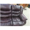 Image 4 : Leather/Leather-Style Power Reclining Couch 78'' 