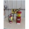 Image 1 : 2 Fire Extinguishers