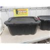 Image 2 : 2 Husky Totes Both Have Lids