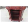 Image 8 : Hall Cabinet with Curved Glass 36'' x 38'' x 12''