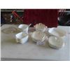 Image 1 : 9 Corningware Casserole Dishes, 3 Lids, 1 Pot