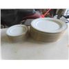 Image 2 : 32 Pieces of Noritake Dinnerware 