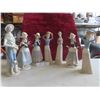 Image 1 : 7 Figurines Tallest 11 3/4'' 