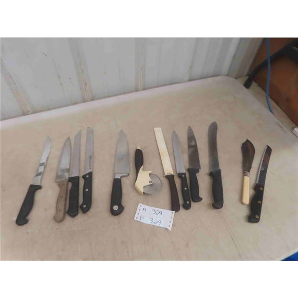 12 Kitchen Knives 