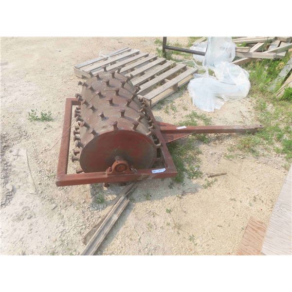 Sheep Foot Pull Type Packer Drum Measures 19'' Across x 30'' Wide 