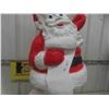 Image 3 : Santa Claus Blow Mold 44'' Tall