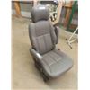 Image 1 : Van Auto Bucket Seat