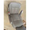 Image 3 : Van Auto Bucket Seat