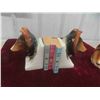 Image 3 : 3 Lassie Little Big Books , Lassie Vase & Set of Book Ends