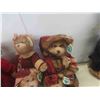 Image 2 : 8 Bearington Collection Bears