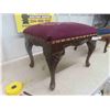 Image 2 : 2 Ottomans with Tapestry 14'' x 19'' x 14'' & 12'' x 13'' x 11'' 