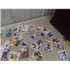 Image 8 : Quantity of (Not To Old) Hockey Cards 
