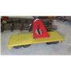 Image 2 : Vintage Doepk Ride on Train Jigger with Hand Crank Travel & (8) 62'' 