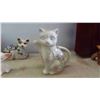 Image 9 : Cat Ornaments, Ring Holder, Tea Pot & More