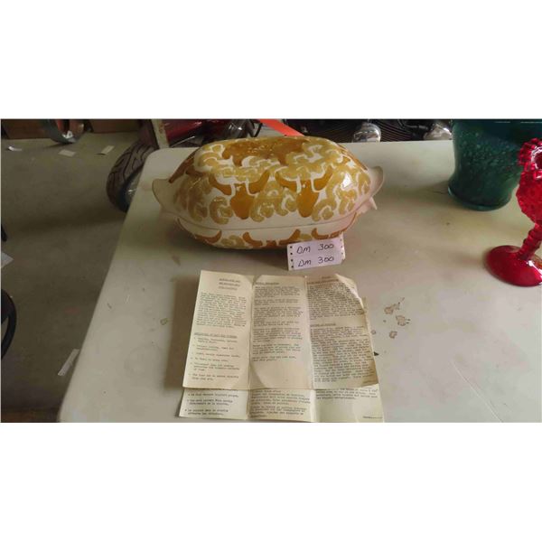 Taura Clay Baking Container