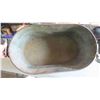Image 2 : Copper Wash Tub with Lid 24'' x 13'' x 13'' 