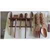 Image 2 : Kitchen Gadgets, Hanging Wood Displays & More
