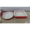 Image 2 : Vintage 16 Piece Pink Pyrex Dishes: Casserole, Bowls, Pie Platter & More