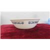 Image 5 : 9 Vintage Blue and White Pyrex Mixing Bowls , 1 Covelle Serving Dish
