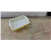 Image 5 : 8 Piece 1950s Refrigerator Set with Lids