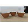 Image 4 : 4 Pyrex Nesting Bowl, 3 s Other Pyrex Bowls 